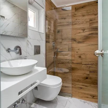 Velvet Thassos 酒店 佩弗卡里