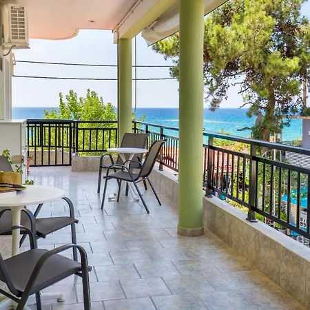 Velvet Thassos 酒店 佩弗卡里